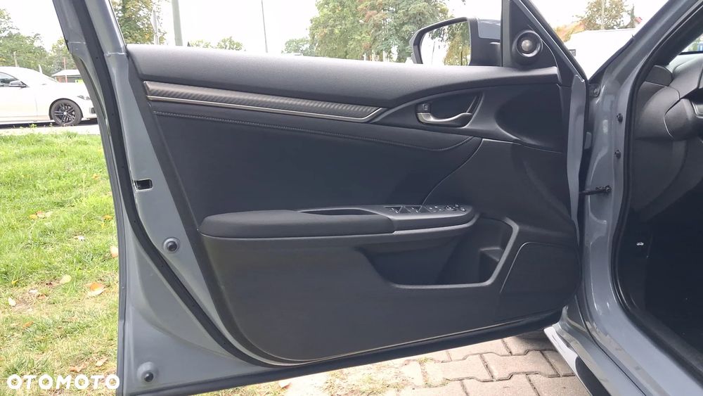Honda Civic 1.5 T Sport Plus (Navi) - 33