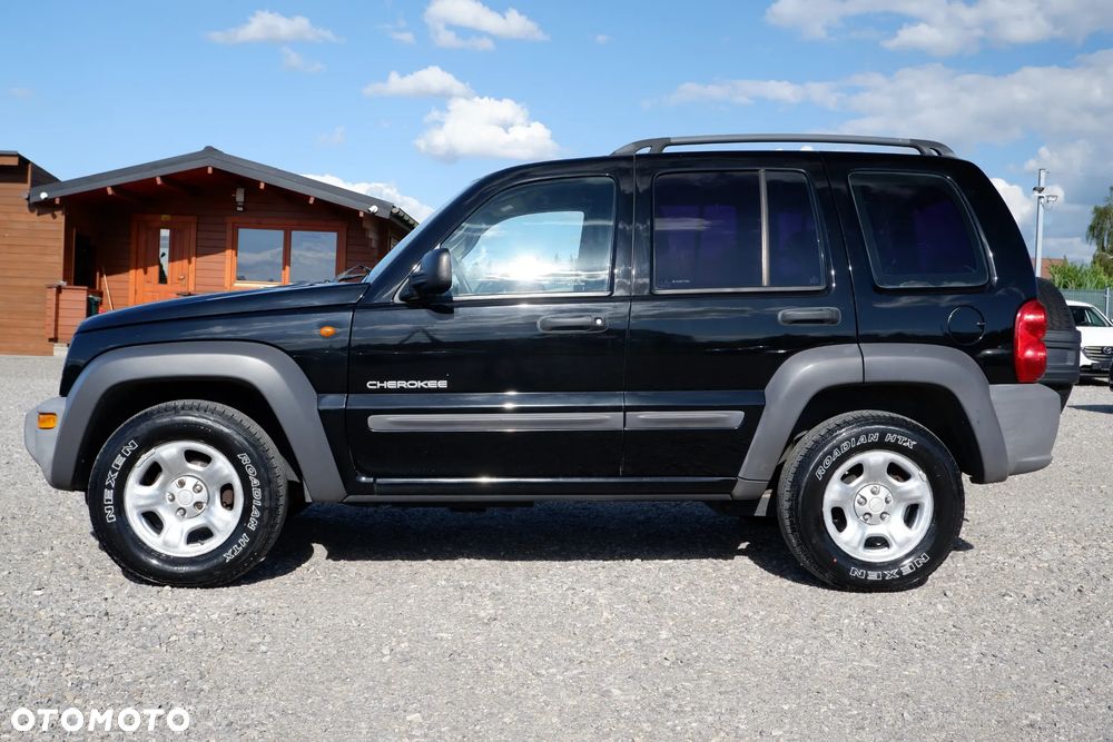 Jeep Cherokee 2.5L CRD Sport - 32