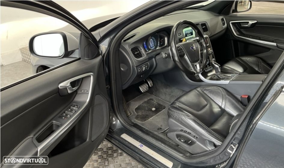 Volvo V60 2.0 D4 R-Design Geartronic - 8