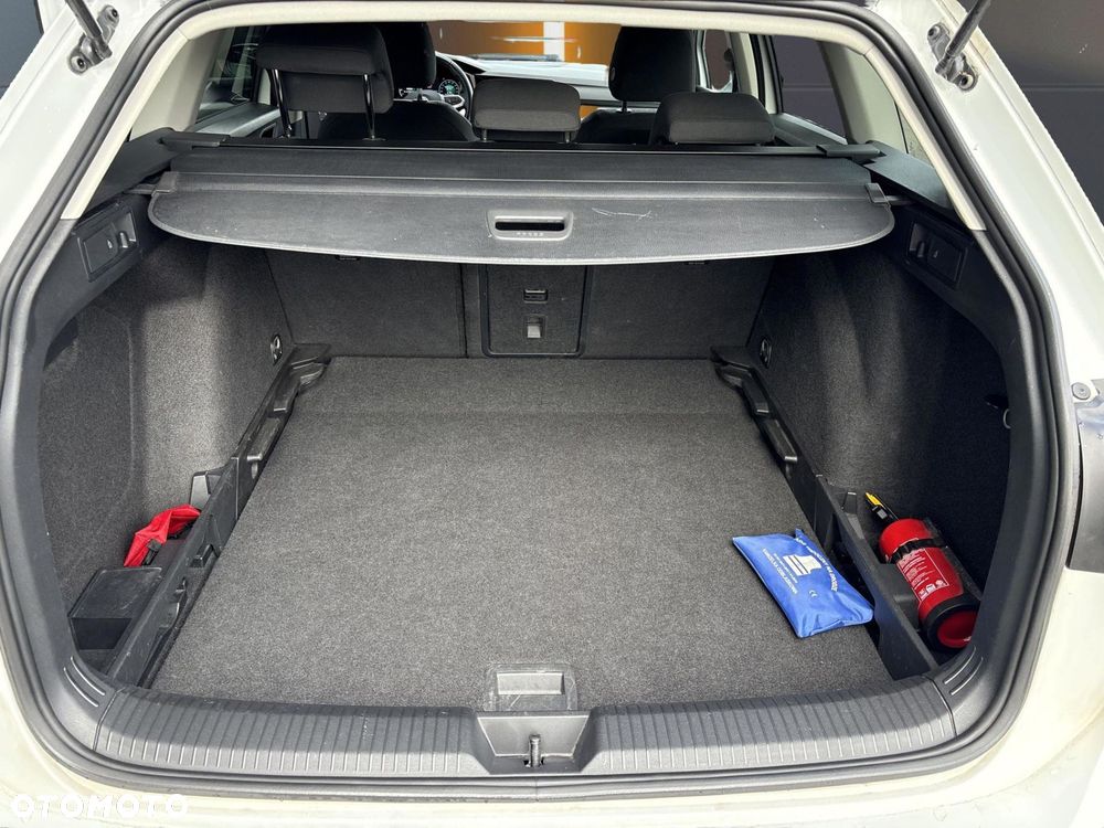 Volkswagen Golf 1.5 TSI EVO Life - 17
