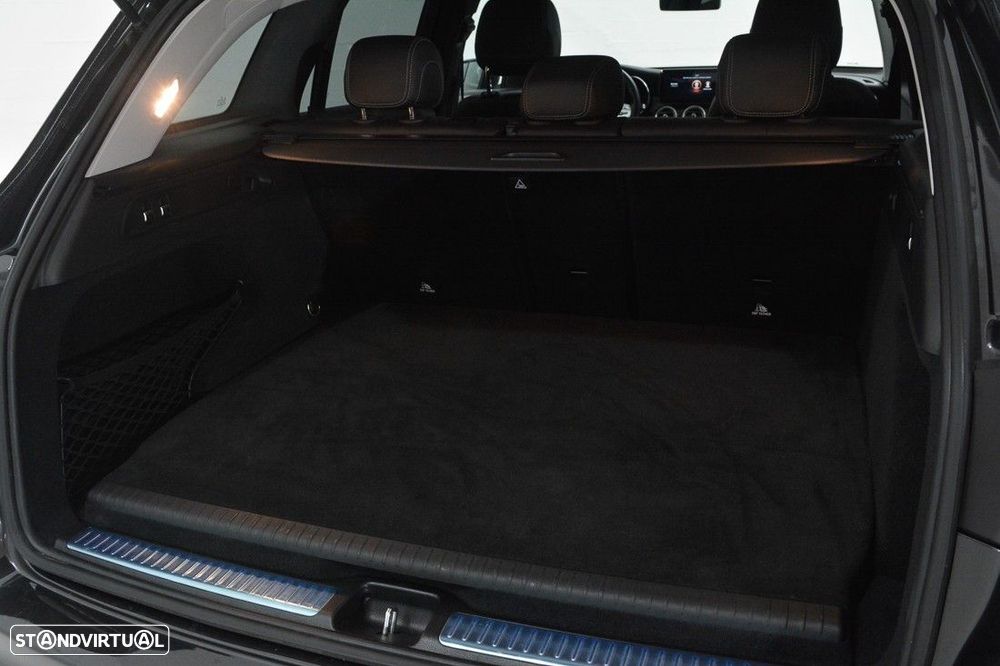 Mercedes-Benz GLC 300 de 4Matic - 11