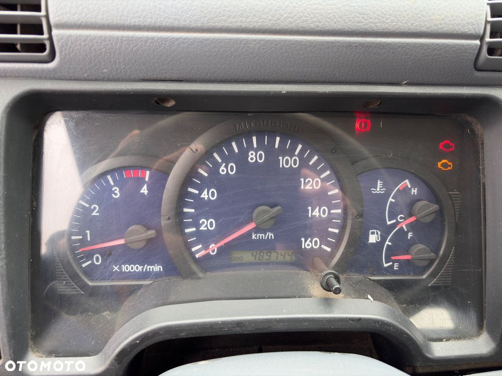 Mitsubishi Fuso Canter - 10