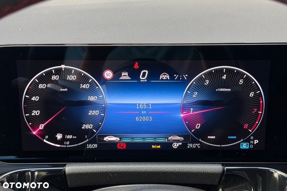 Mercedes-Benz GLA 200 AMG Line - 10