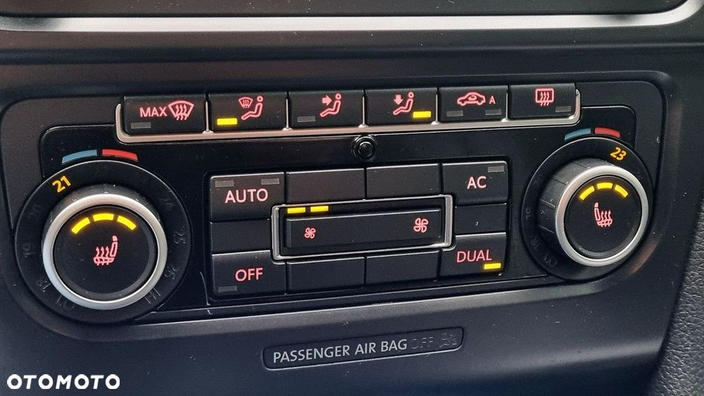 Volkswagen Golf - 17