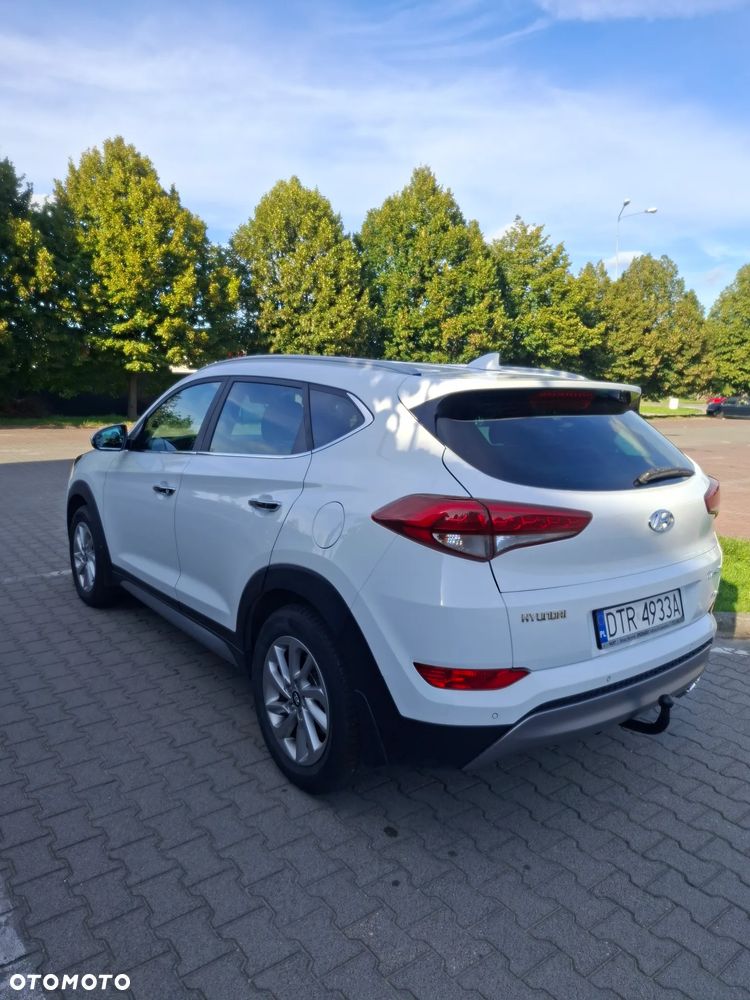 Hyundai Tucson 2.0 CRDi 4WD Passion Plus - 4
