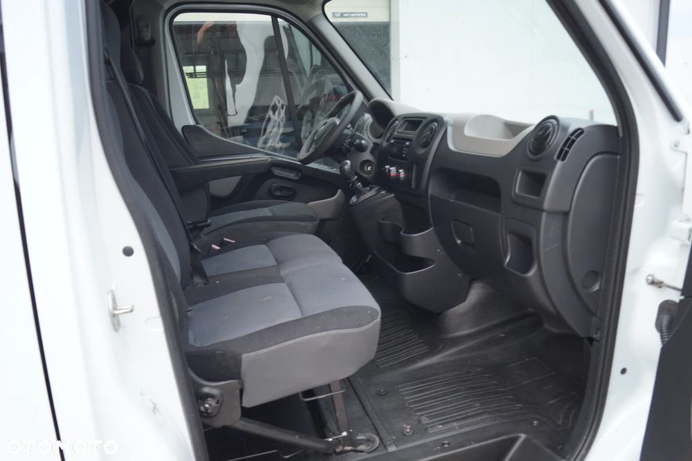 Opel Movano - 21
