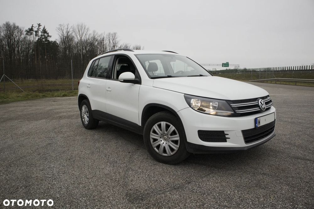 Volkswagen Tiguan 2.0 TDI DPF BlueMotion Technology Trend & Fun - 9