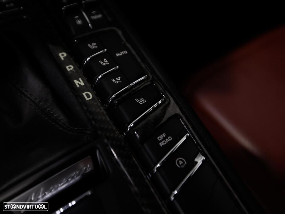 Porsche Macan S - 24