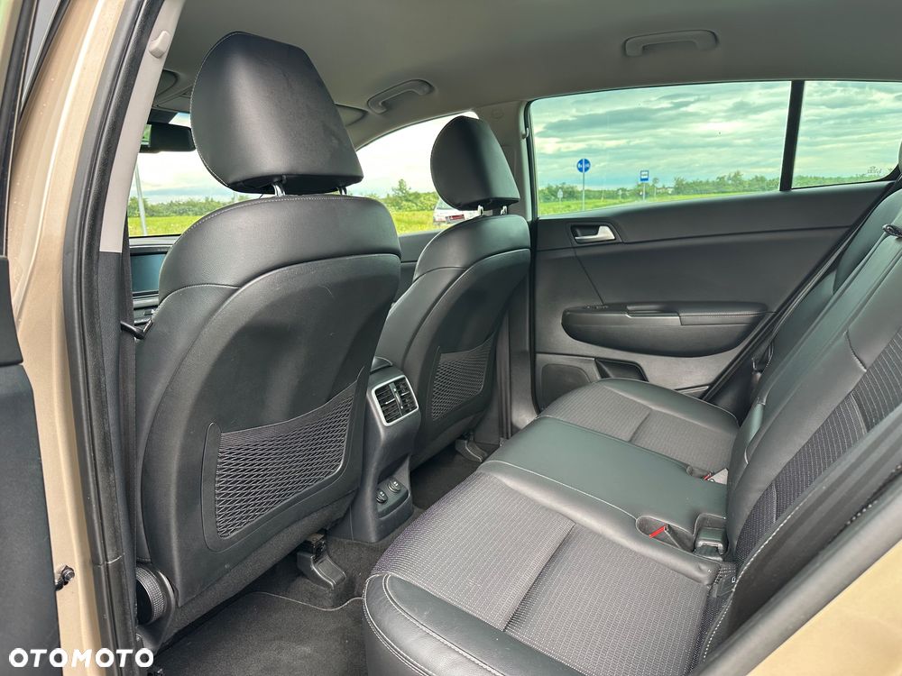 Kia Sportage 1.6 GDI L Business Line 2WD - 11