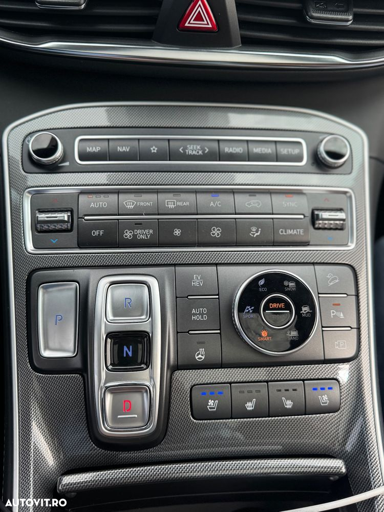 Hyundai Santa Fe 1.6 l 252 CP 4WD 6AT PHEV Luxury - 9