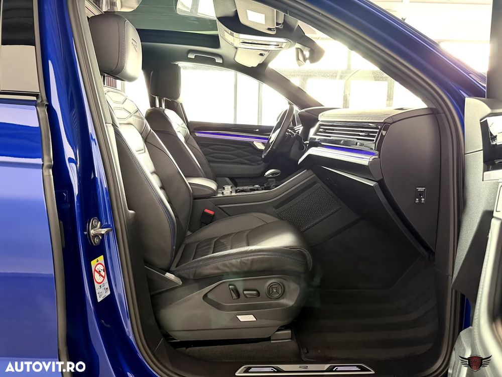 Volkswagen Touareg V6 TSI eHybrid PHEV R - 12