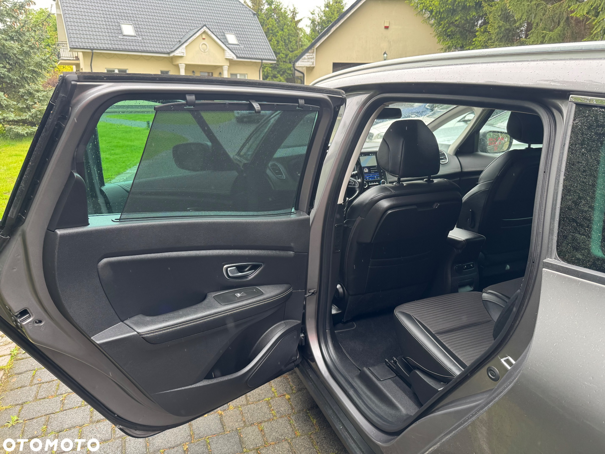 Renault Grand Scenic - 15