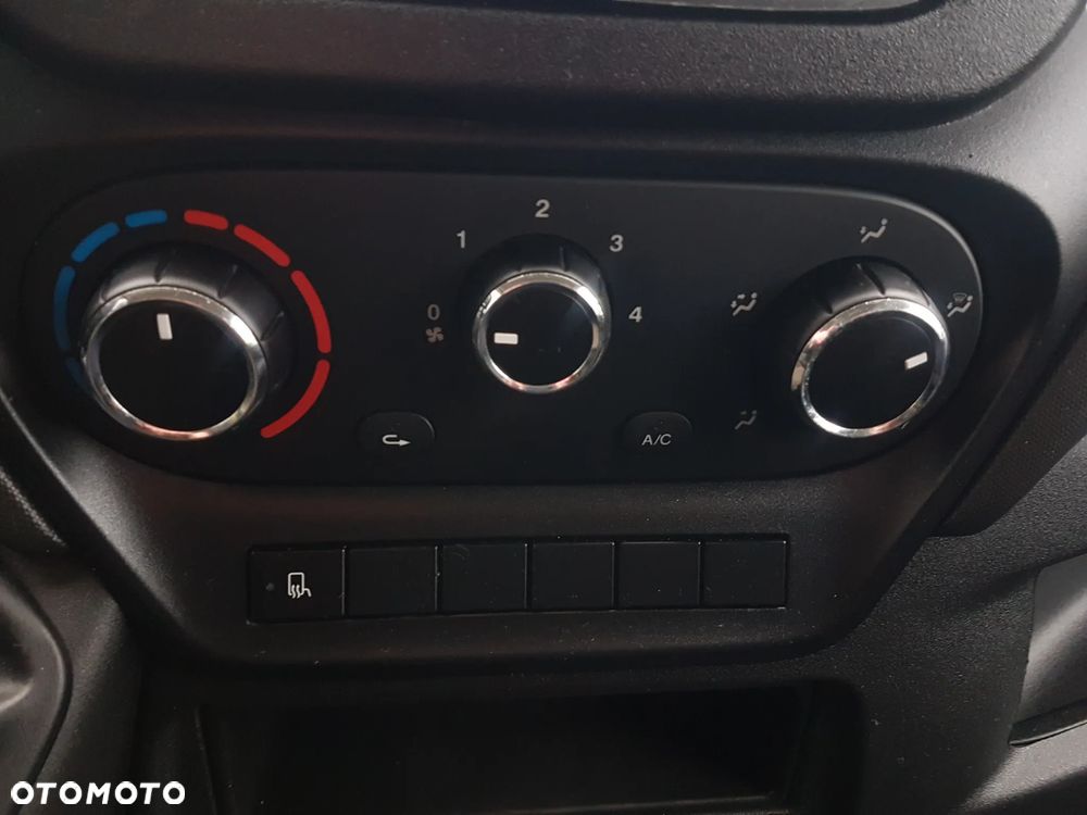 Iveco DAILY 8 EP KONTENER 4,15x2,22x2,21 KLIMA KRAJOWY 35S12 - 31
