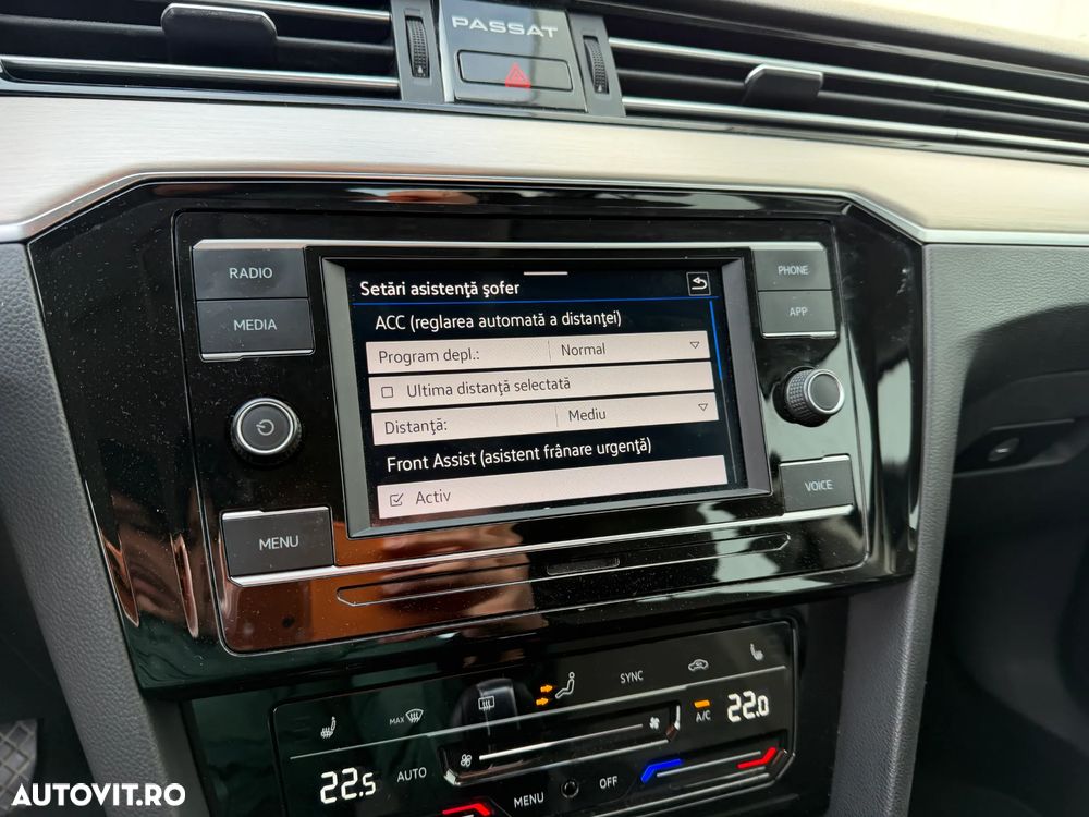 Volkswagen Passat 2.0 TDI DSG Highline - 18