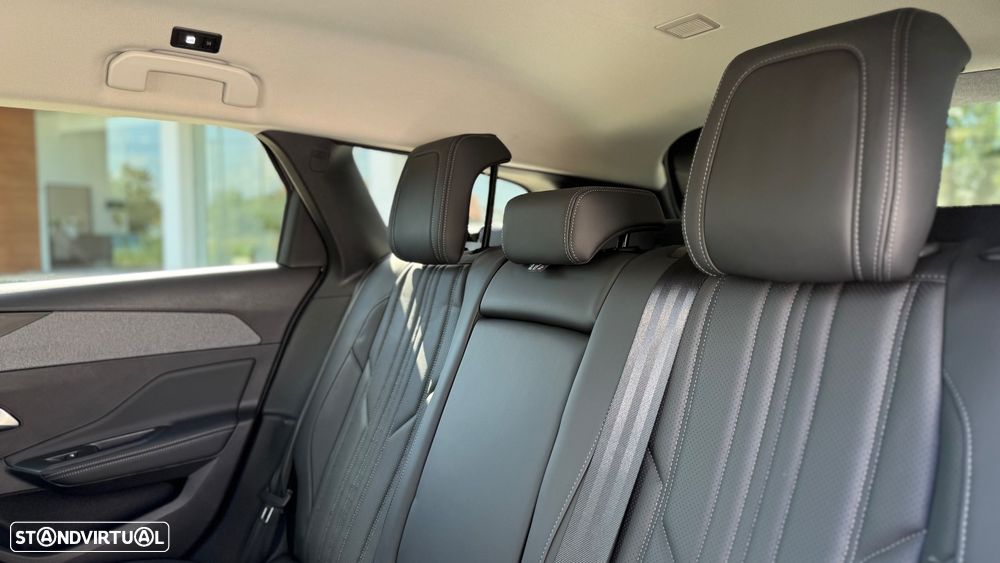 Peugeot 308 SW 1.6 Hybrid Allure e-EAT8 - 47