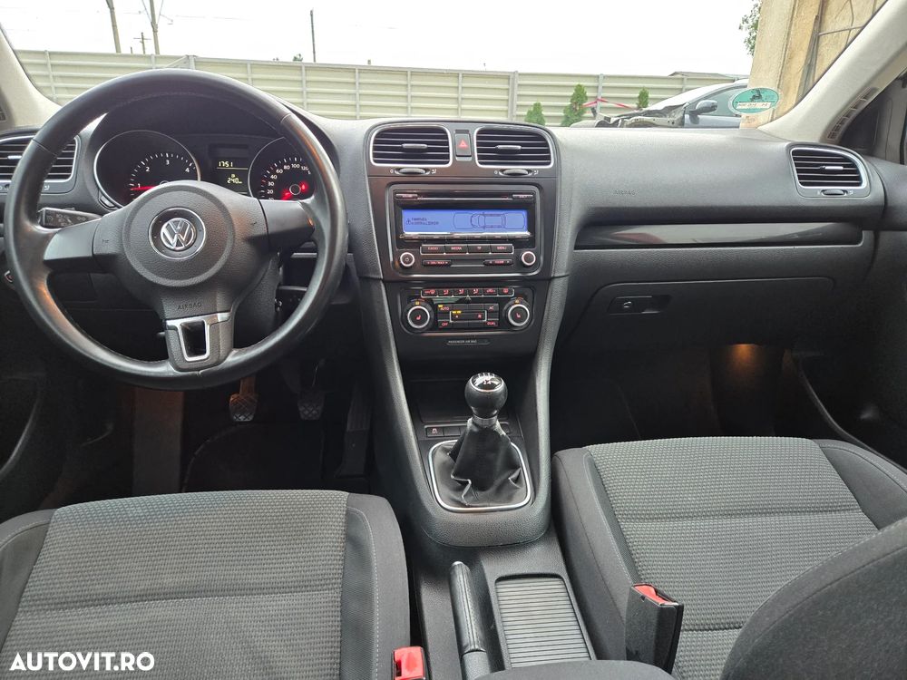 Volkswagen Golf 1.6 TDI DPF BlueMotion - 5
