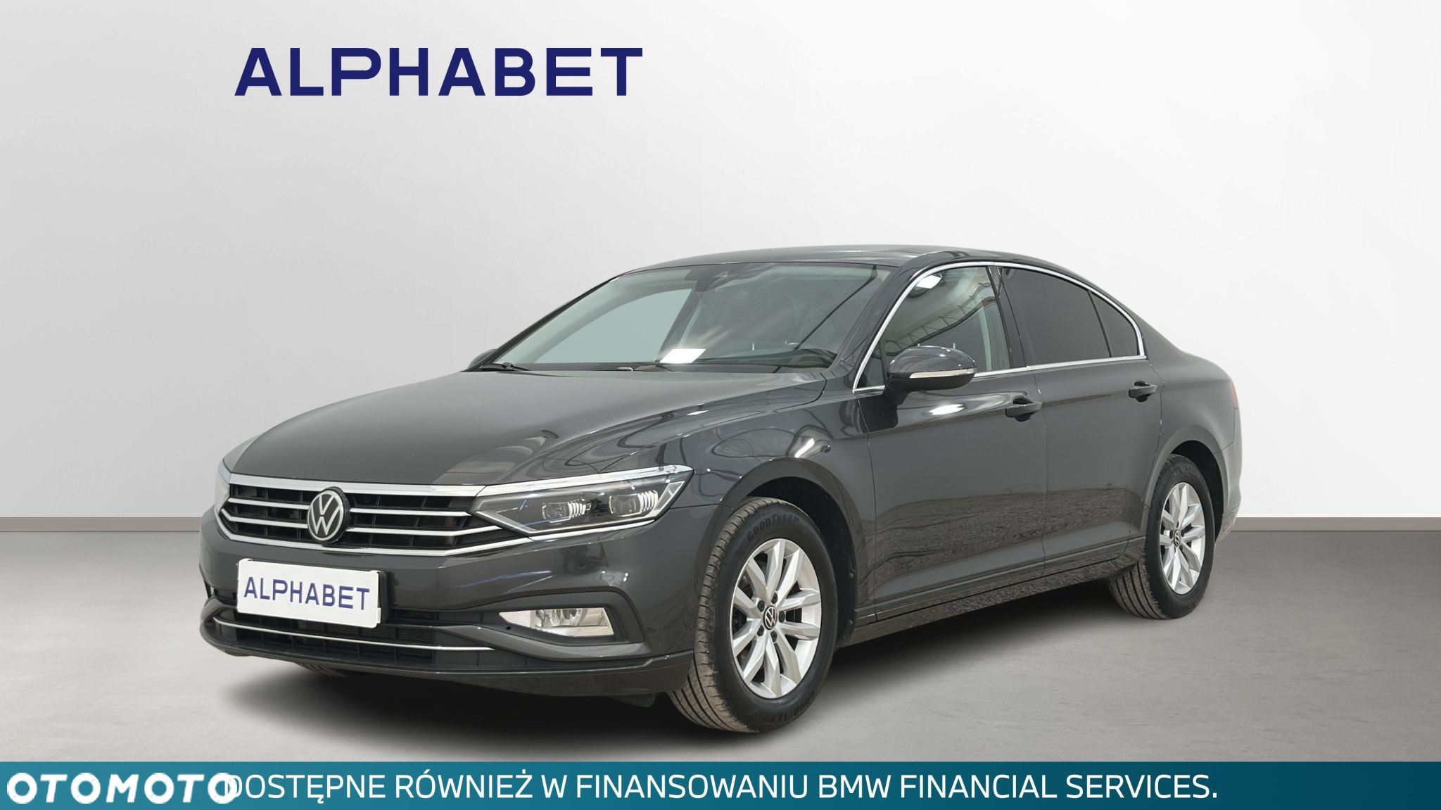 Volkswagen Passat - 1