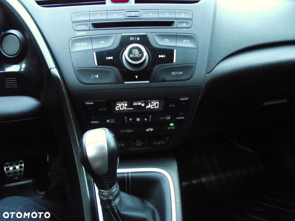 Honda Civic 1.8 Executive - 28