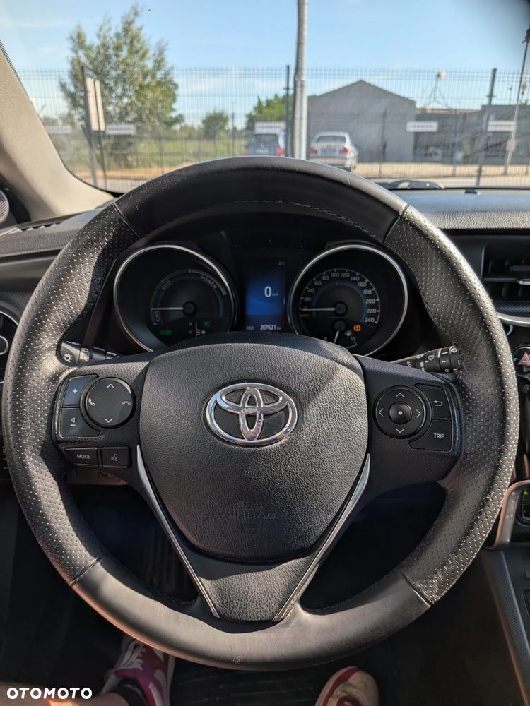 Toyota Auris Hybrid 135 Comfort - 14