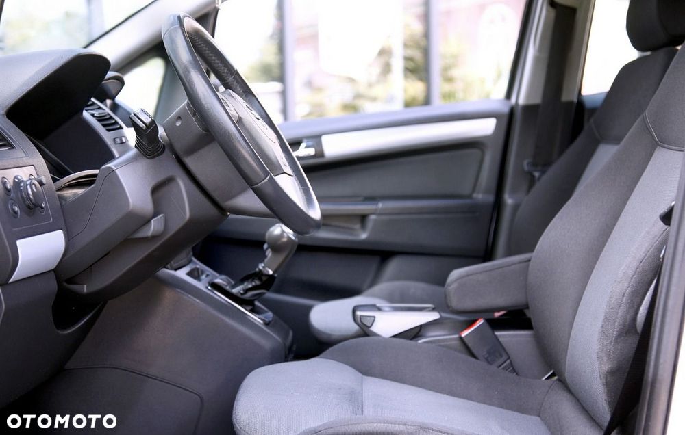 Opel Zafira 1.6 Elegance - 10