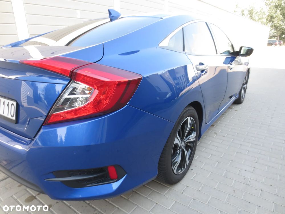 Honda Civic 1.5 T Comfort CVT - 11