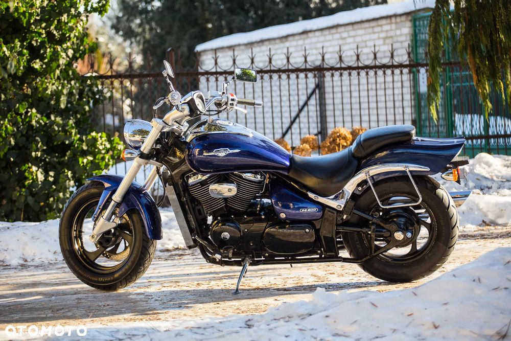 Suzuki Intruder - 3