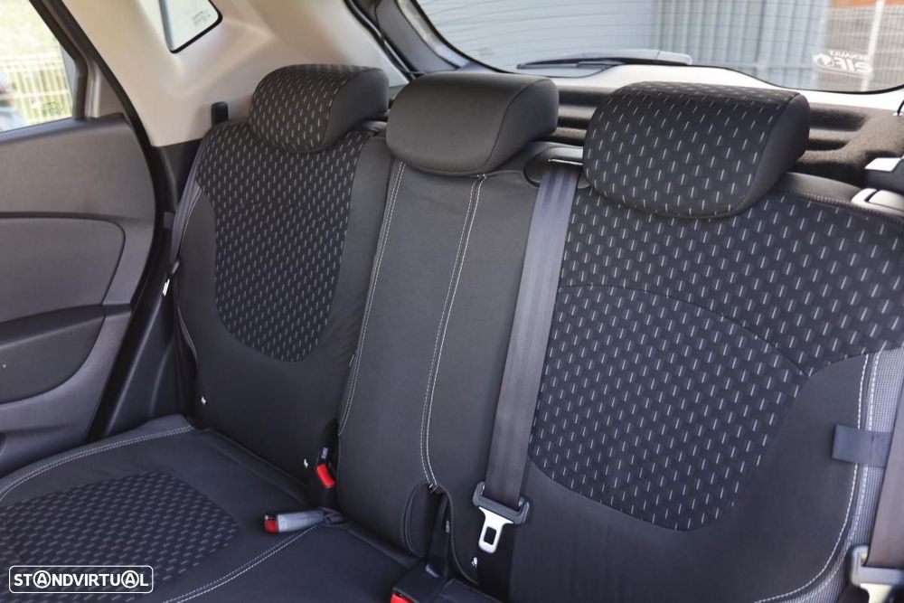 Renault Captur 0.9 TCE Exclusive - 18
