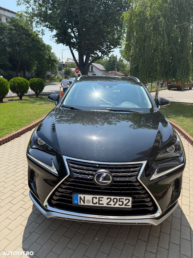 Lexus Seria NX 300h Style Edition - 35