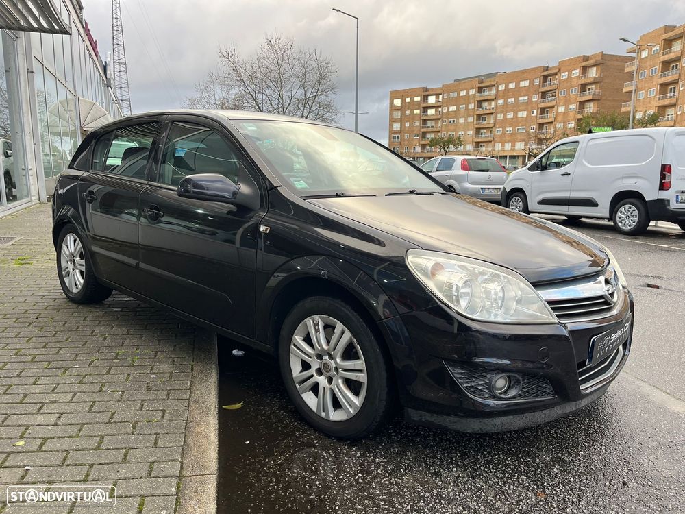 Opel Astra 1.7 CDTI Cosmo - 4