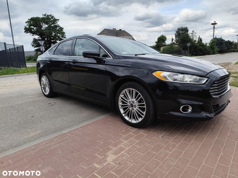 Ford Fusion - 13