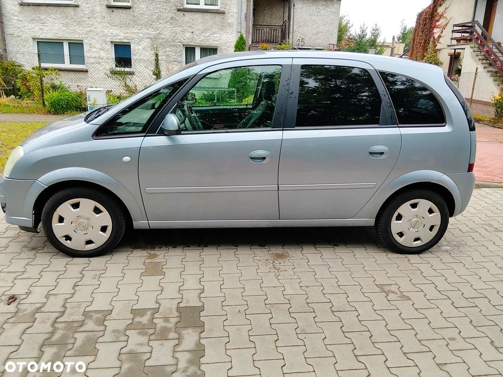 Opel Meriva 1.6 Cosmo - 4