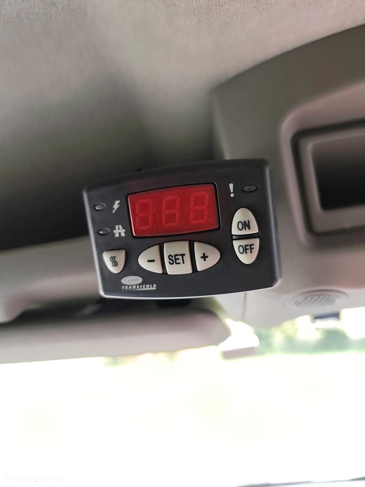 Renault Master - 15