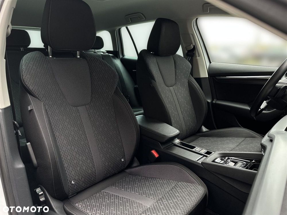 Skoda Octavia 2.0 TDI 4x4 Style DSG - 34