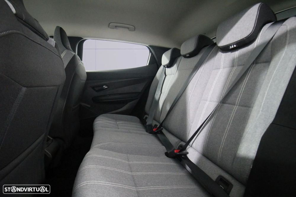 Renault Mégane E-Tech - 12