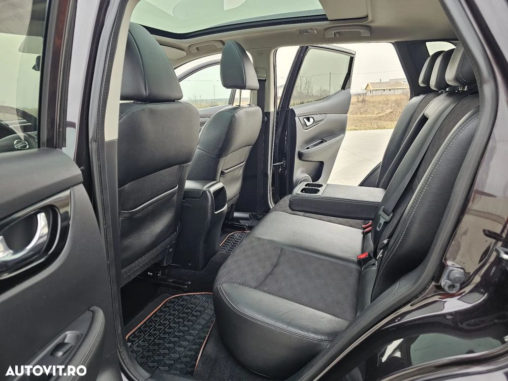 Nissan Qashqai 1.6 DCI Start/Stop 4X4-i Tekna - 22