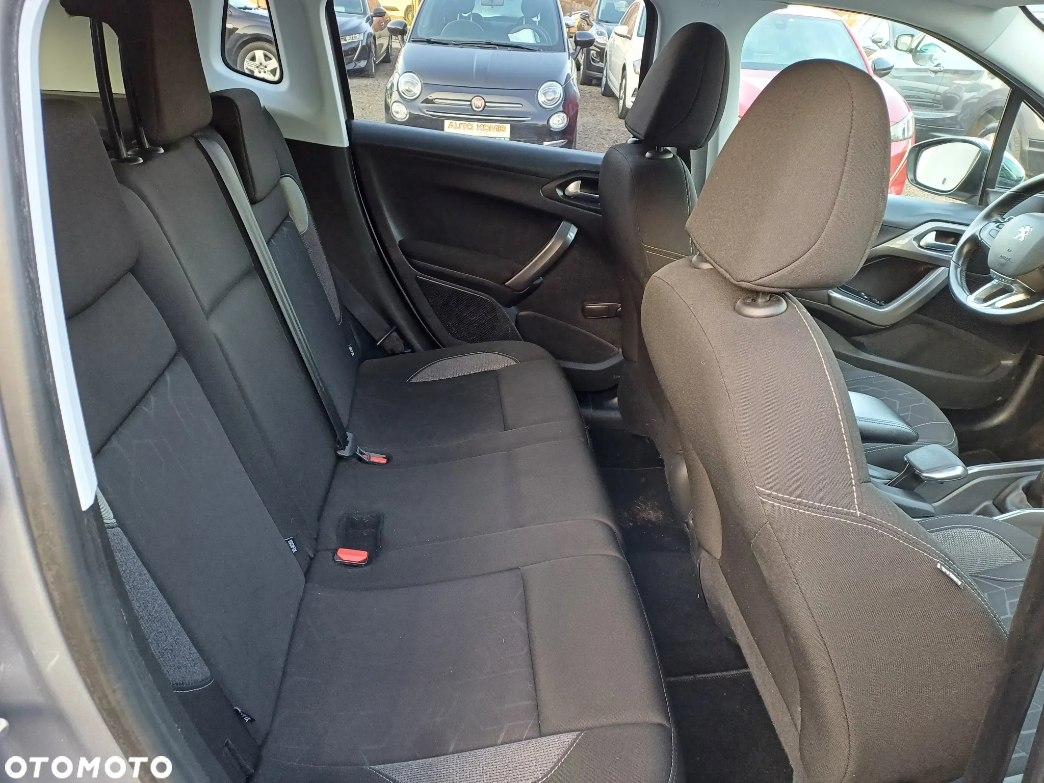 Peugeot 2008 1.2 Pure Tech Style - 10