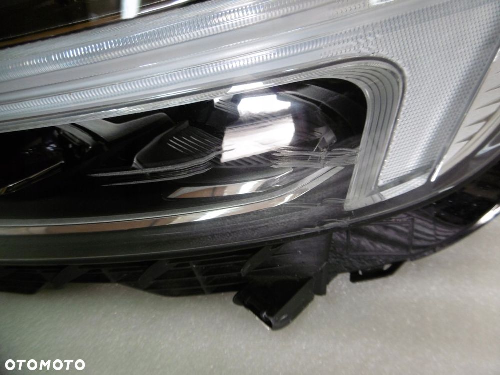 volvo xc60 ii 17/21r - lampa przednia lewa full led - 7