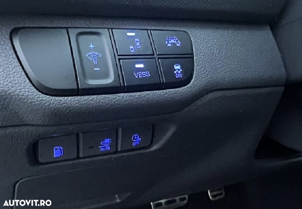 Hyundai IONIQ 1.6 GDI Premium - 17