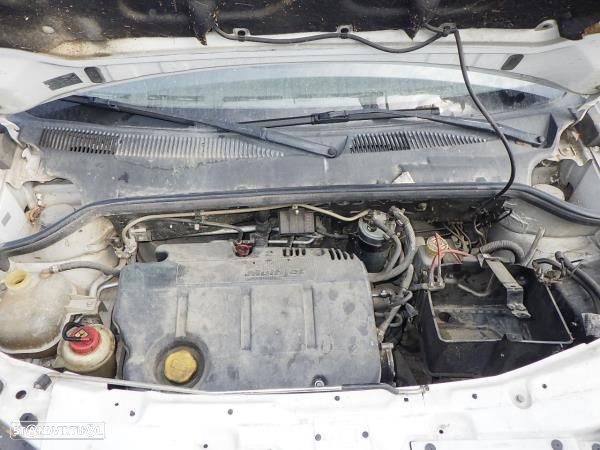 Para Peças Fiat Doblo Cargo (223_) - 1