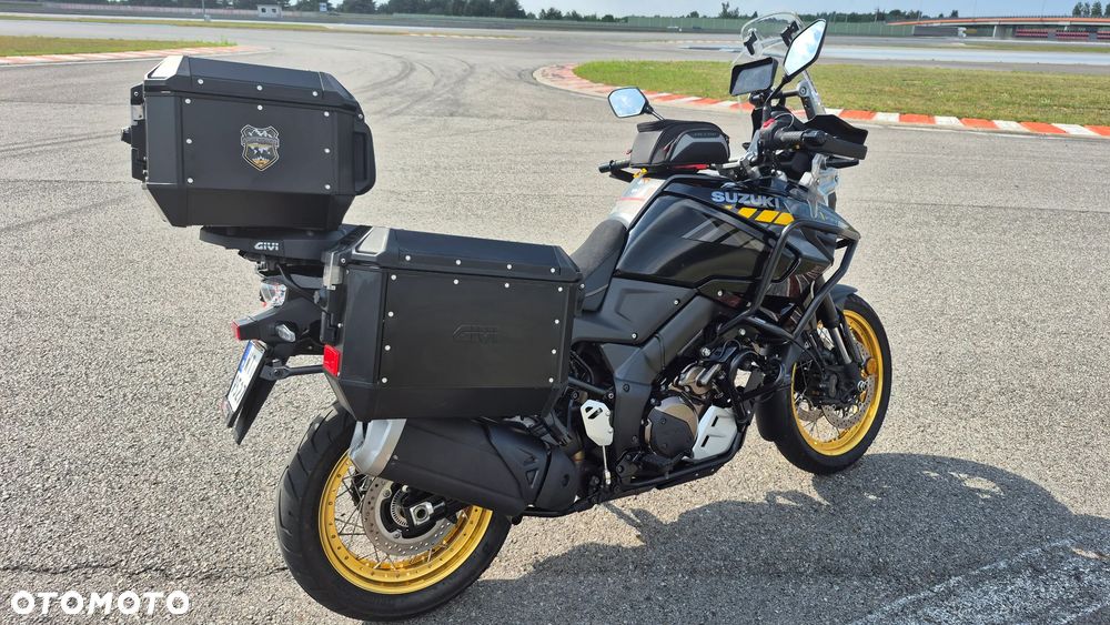 Suzuki V-STROM - 5