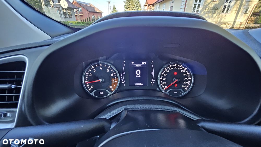 Jeep Renegade 1.4 MultiAir Longitude FWD S&S - 38