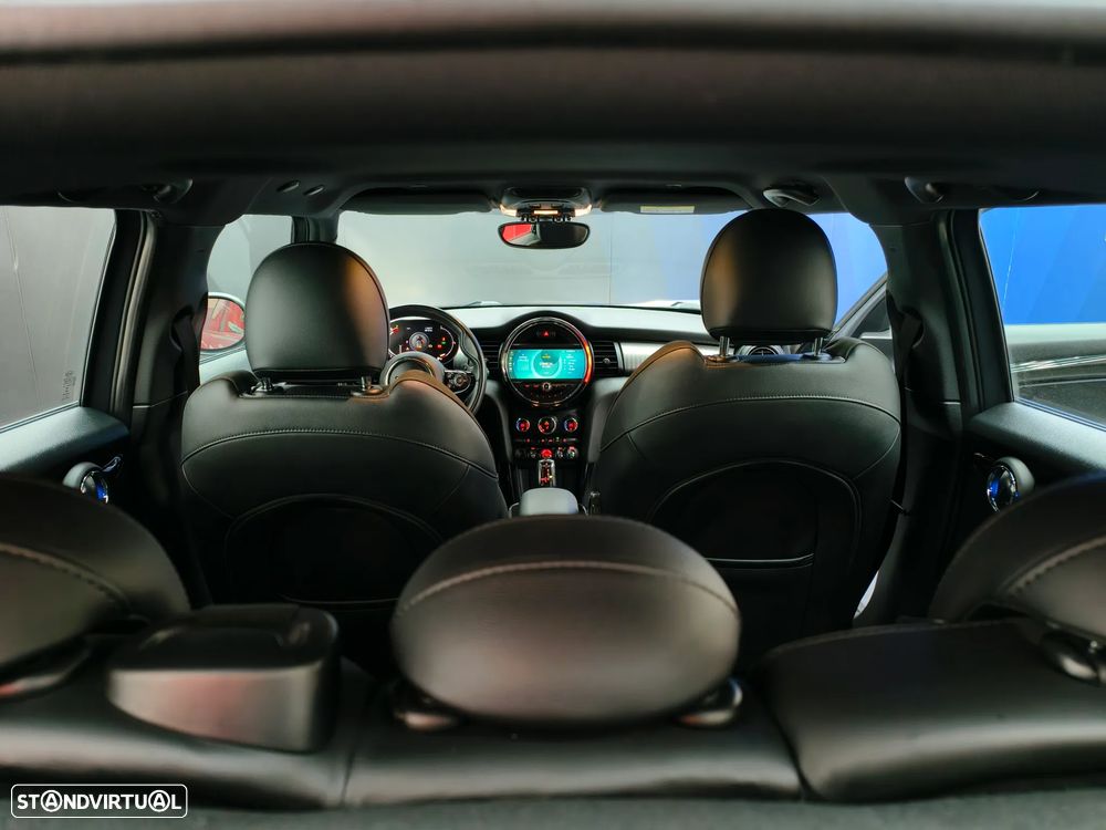 MINI 5 Portas Cooper SD Auto Desportiva - 42