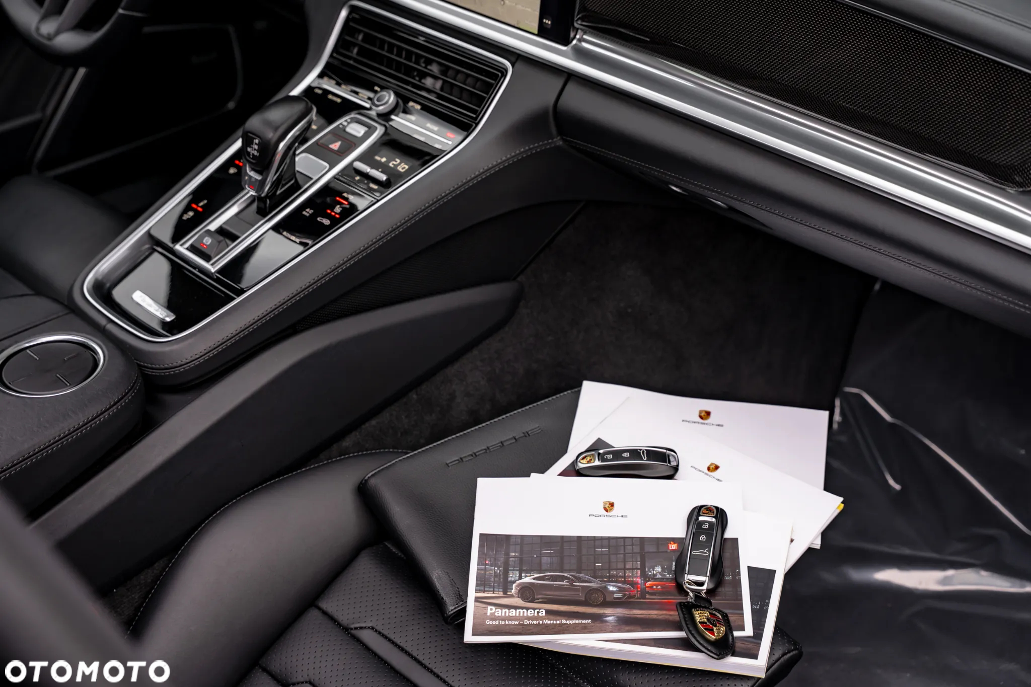 Porsche Panamera - 40