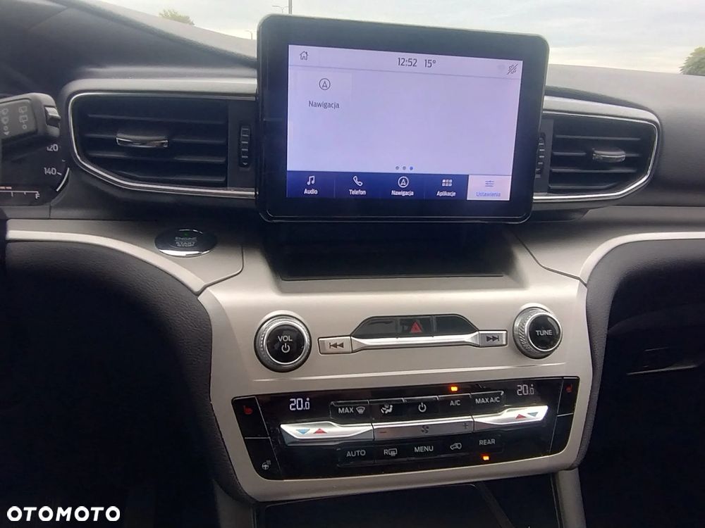 Ford Explorer - 22