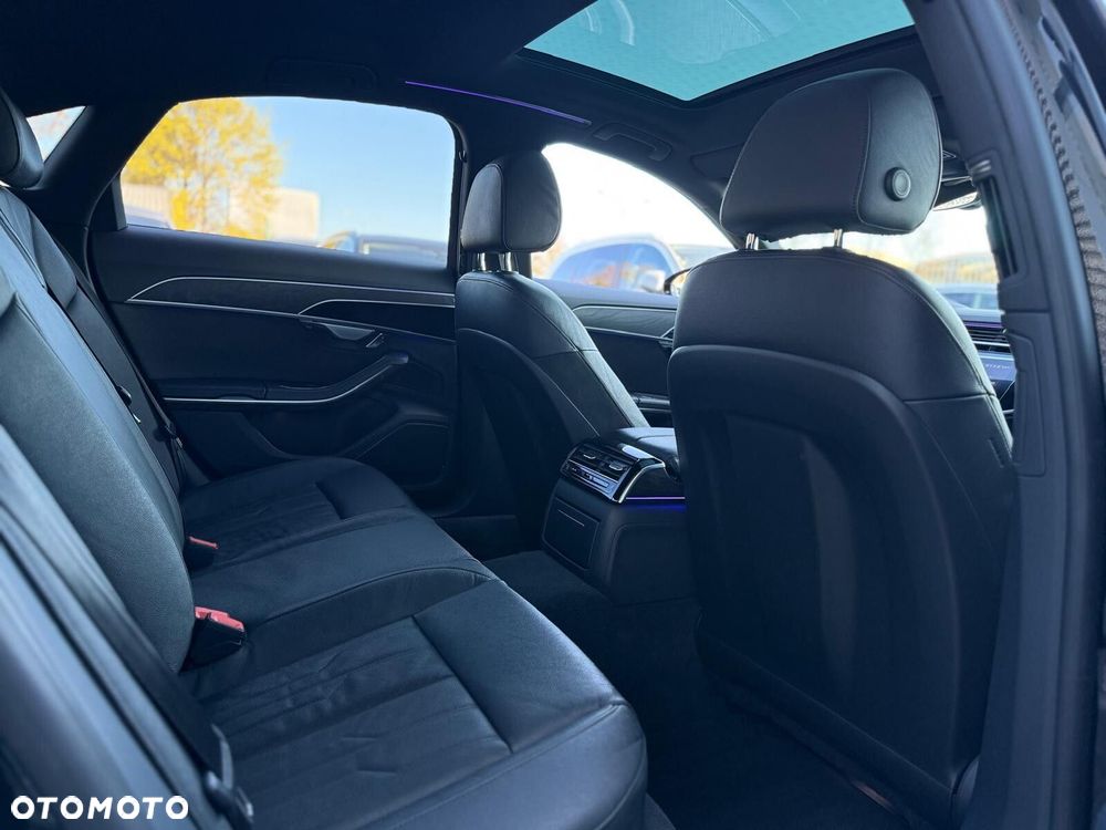 Audi A8 - 21