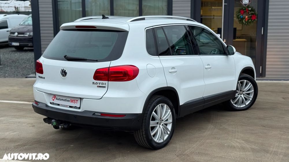 Volkswagen Tiguan 2.0 TDI SCR 4MOTION BlueMotion Technology DSG Sport & Style - 4