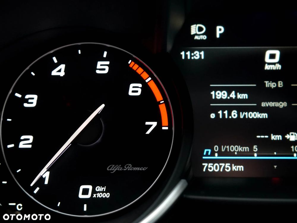 Alfa Romeo Giulia 2.0 Turbo Veloce Q4 - 15