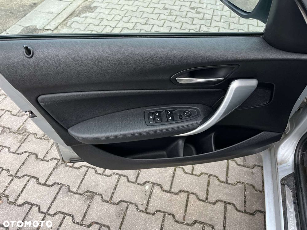 BMW Seria 1 116d Sport Line - 18