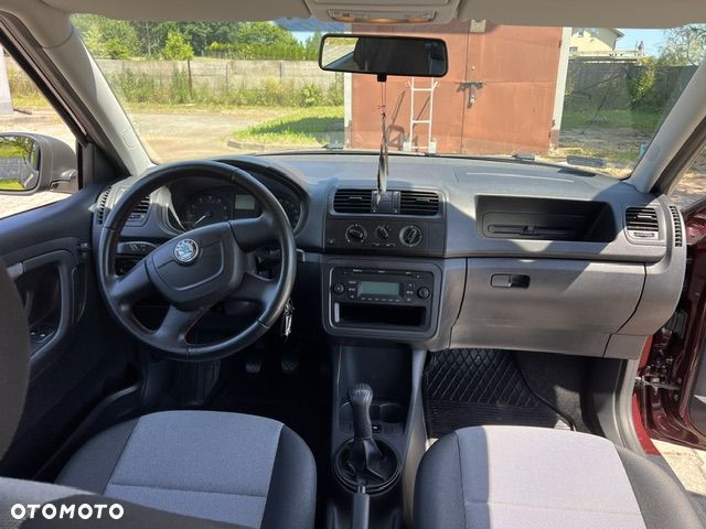 Skoda Fabia 1.4 16V Family - 12