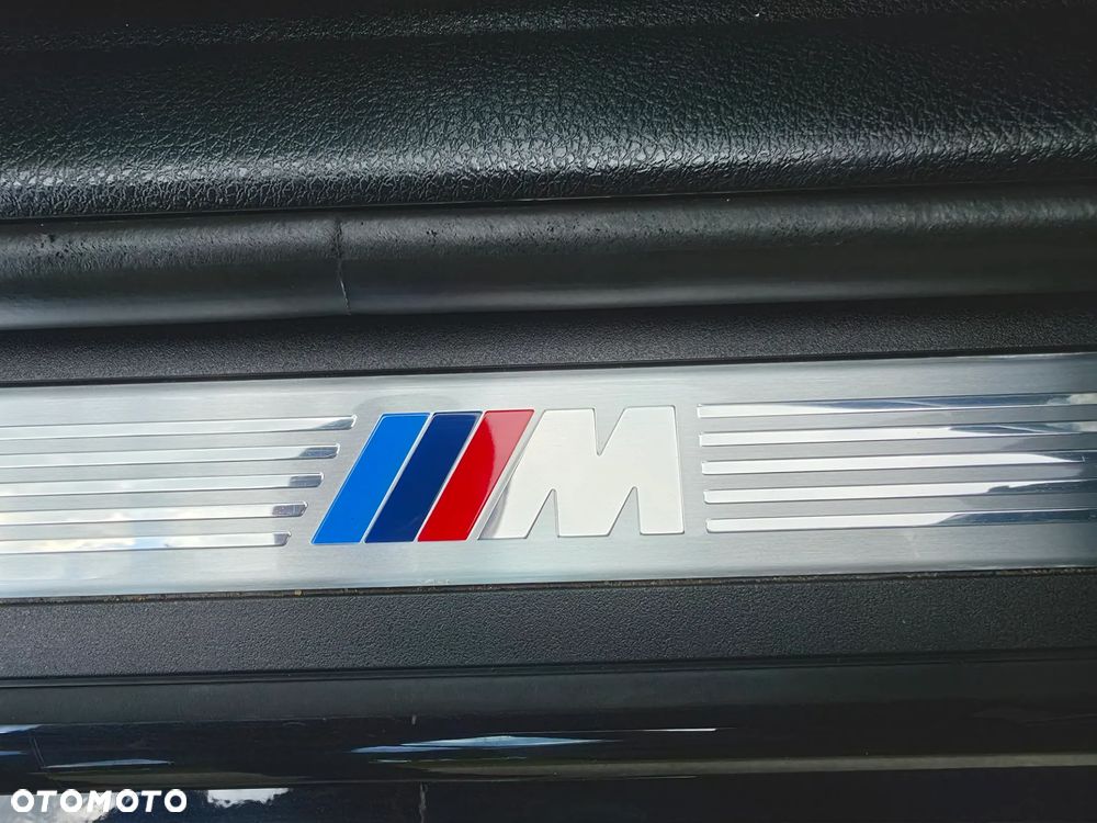 BMW Seria 5 525d xDrive - 40